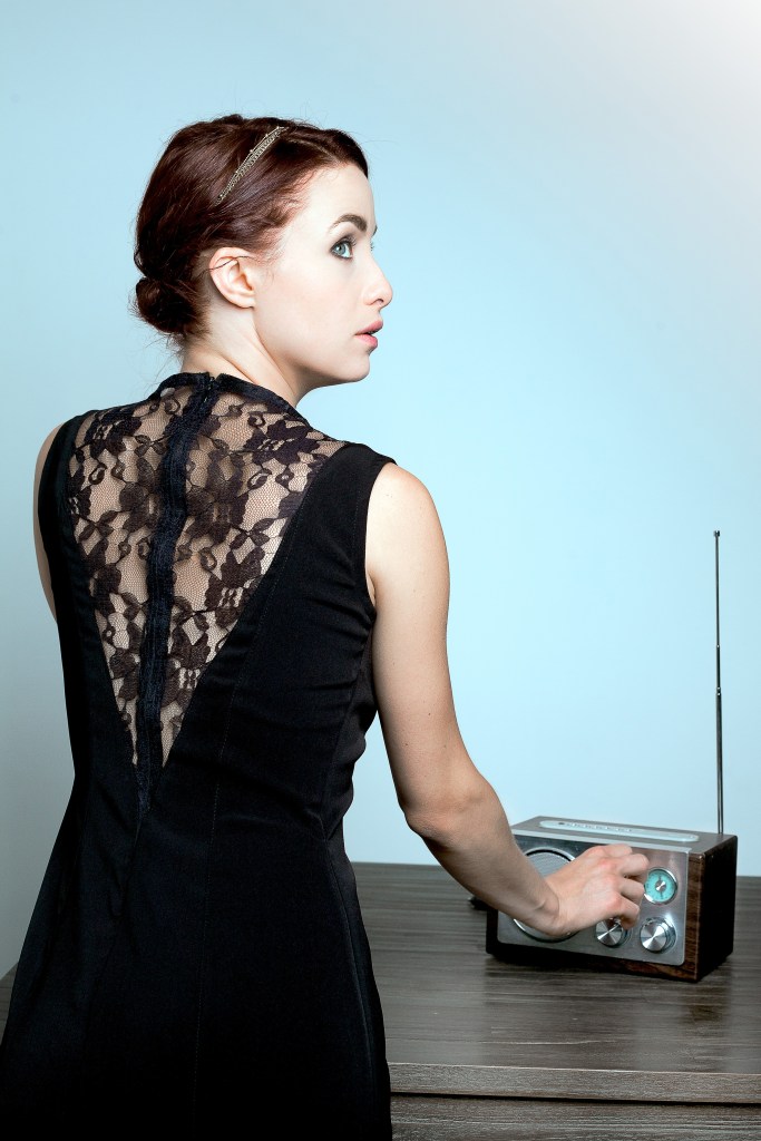 flore-vaillant-modéliste-marseille-robe-sur-mesure-dentelle-dos